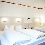 호텔 Smart B&b1 Bb1 111 *